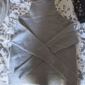 Aritzia 100% Wool Size small Gray
